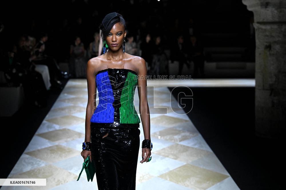 Giorgio Armani One Night In Venice Show