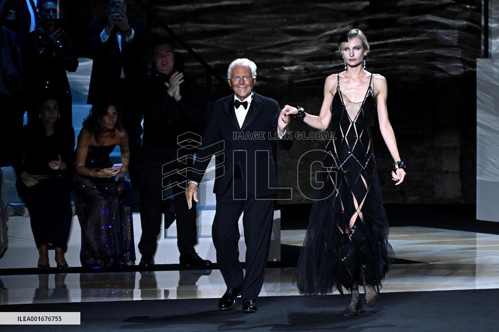 Giorgio Armani One Night In Venice Show