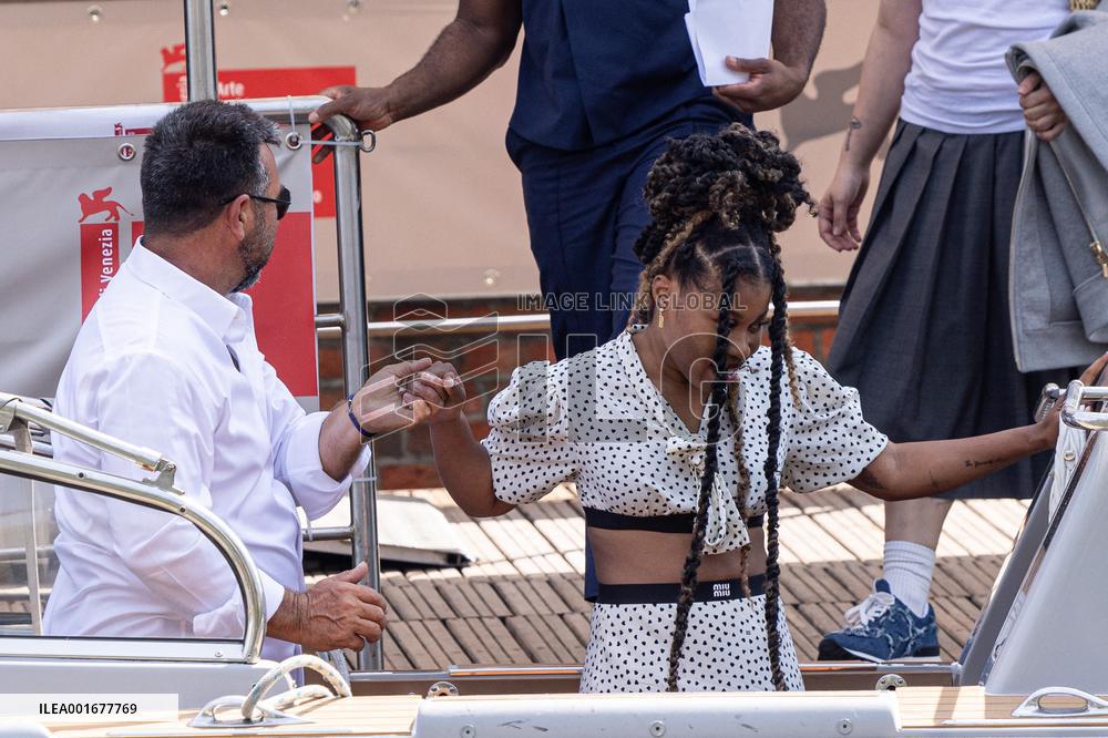 Venice - Celebs Leave MiuMiu Women's Tale