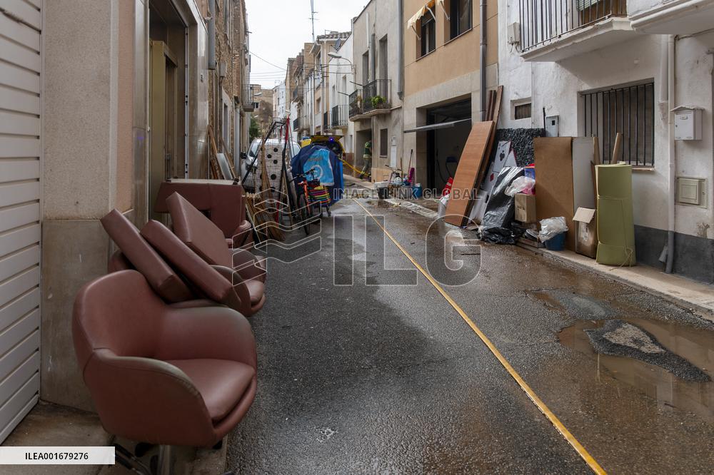 Torrential Rain Causes Major Flooding - Spain