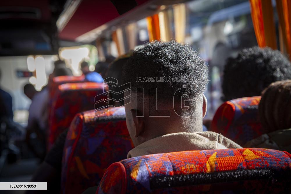 Refugee Camp - Briancon