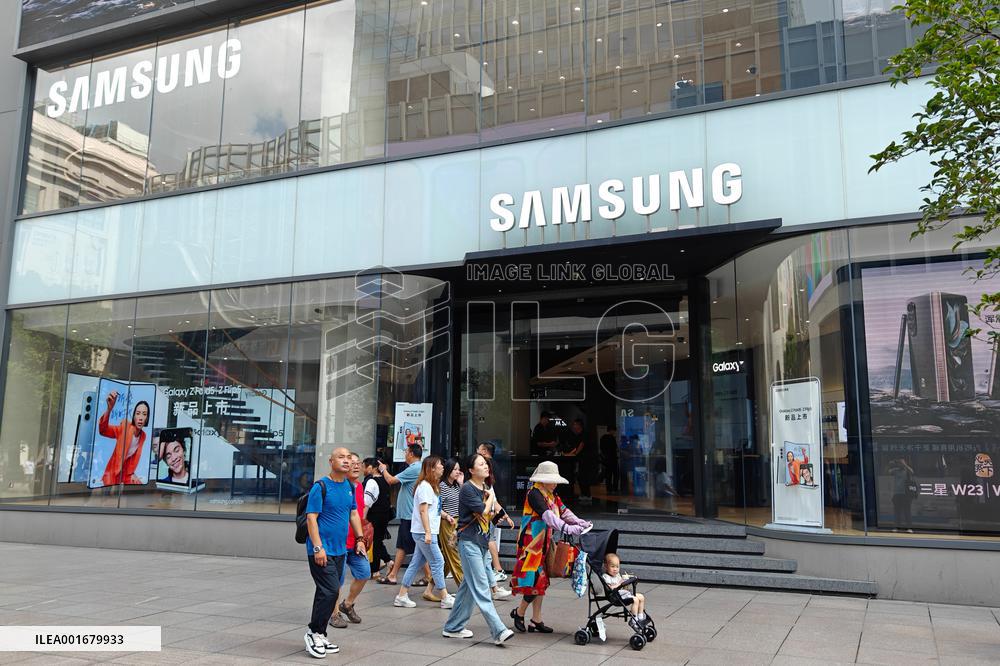 Samsung Flagship Store in Shanghai
