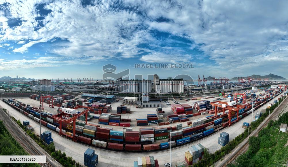 China-europe Freight Train in Lianyungang