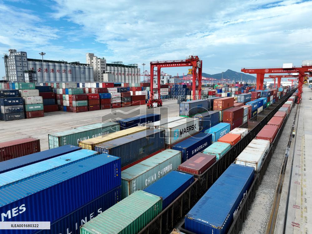 China-europe Freight Train in Lianyungang