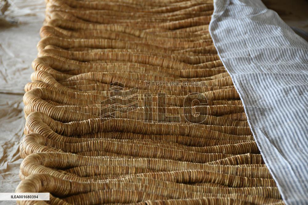 AFGHANISTAN-KANDAHAR-DRIED FIGS