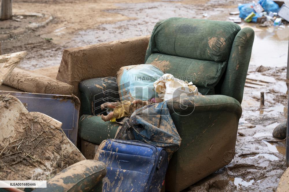 Torrential Rain Causes Major Flooding - Spain