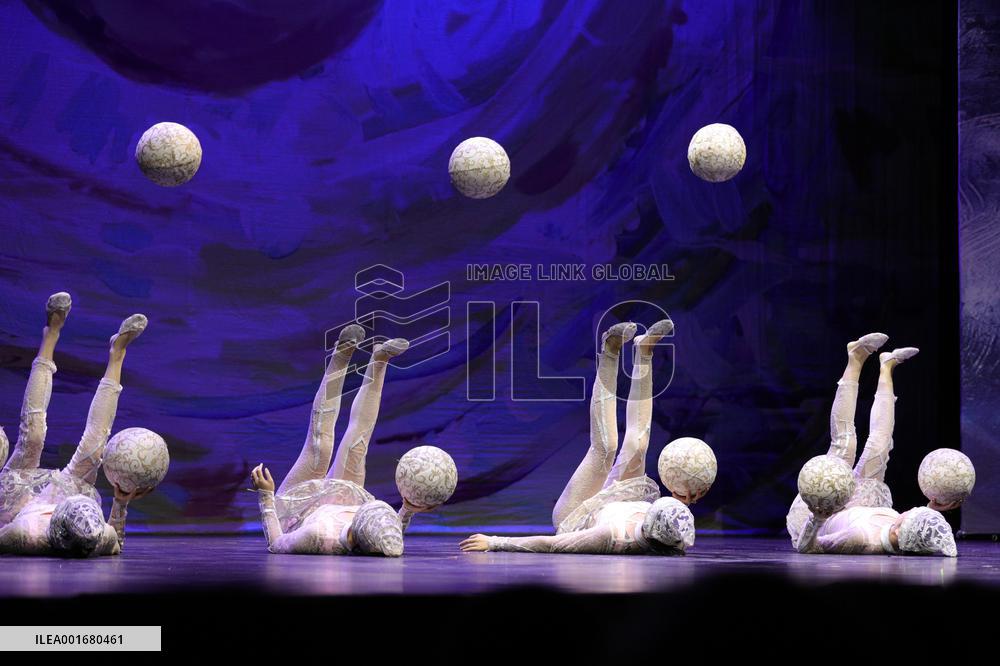 SPAIN-MADRID-CHINA-ACROBATIC SHOW