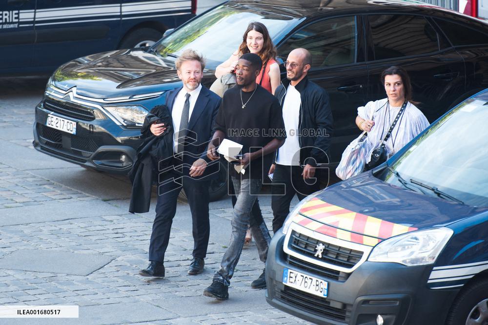 MHD Arrives At The Court - Paris