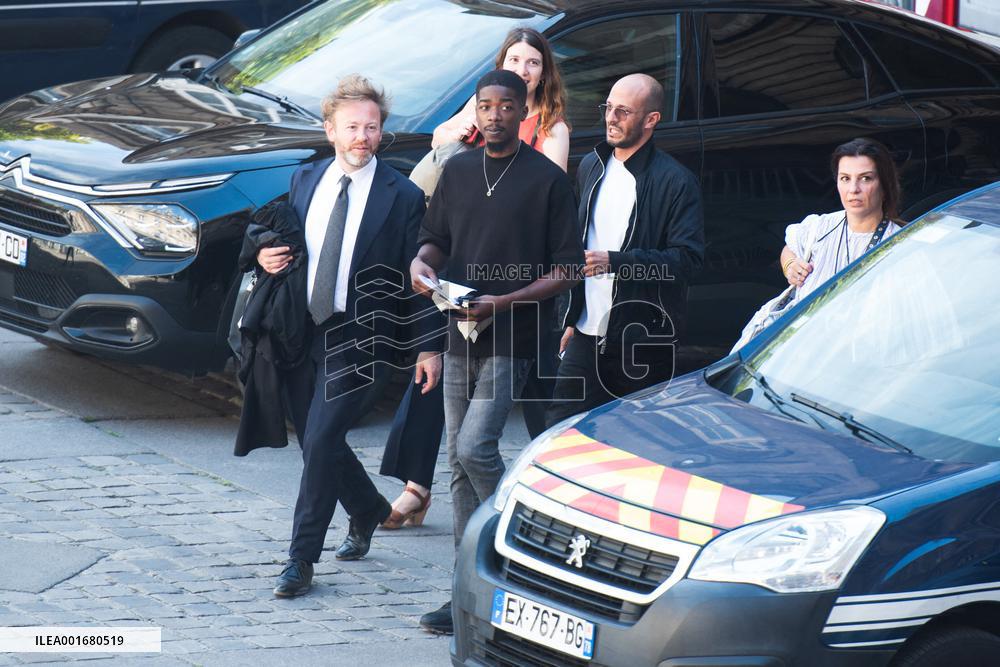 MHD Arrives At The Court - Paris