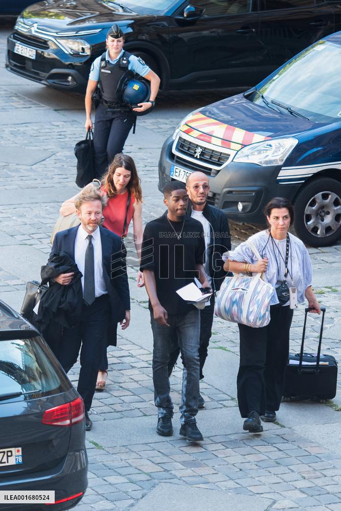 MHD Arrives At The Court - Paris
