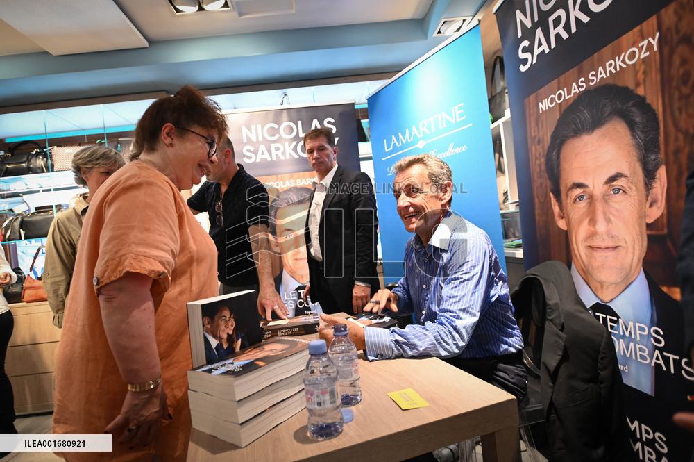 Nicolas Sarkozy Signs His Book - Paris