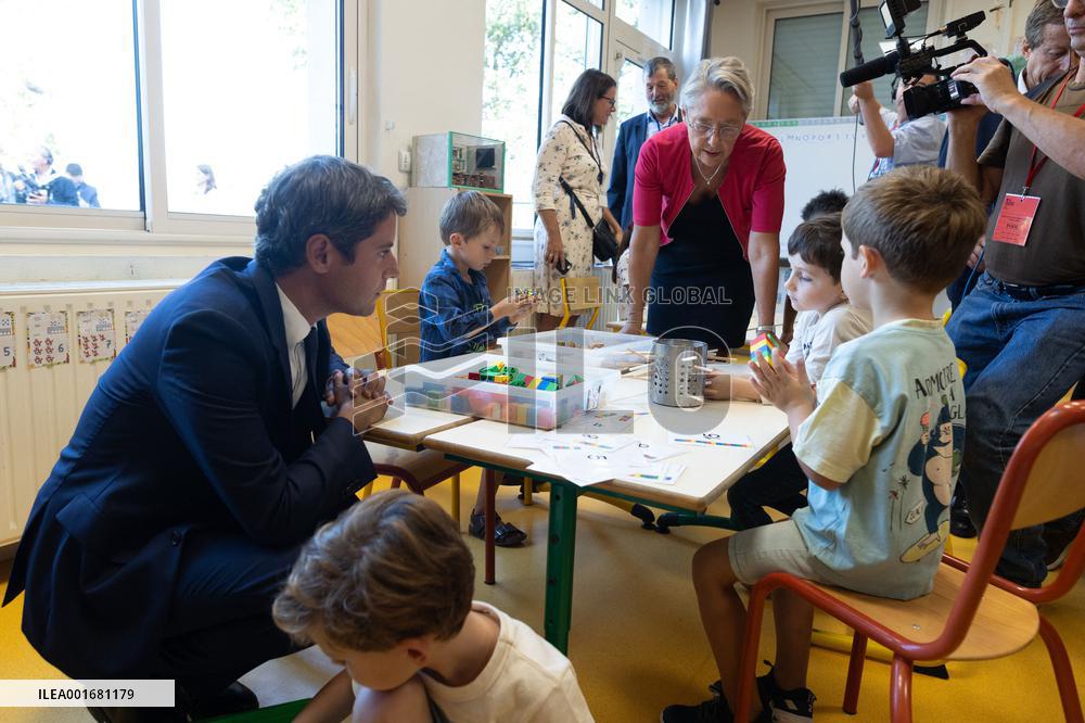 Elisabeth Borne and Gabriel Attal visit a primary school - Saint-Germain-sur-Ille