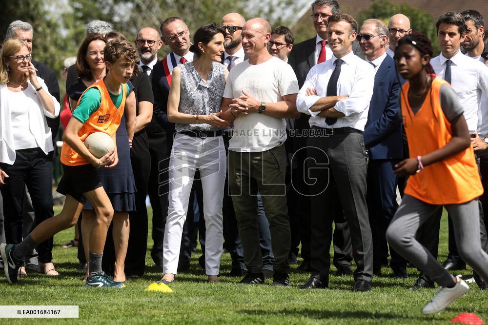 President Macron Visits Daniel-Argote Middle School - Orthez
