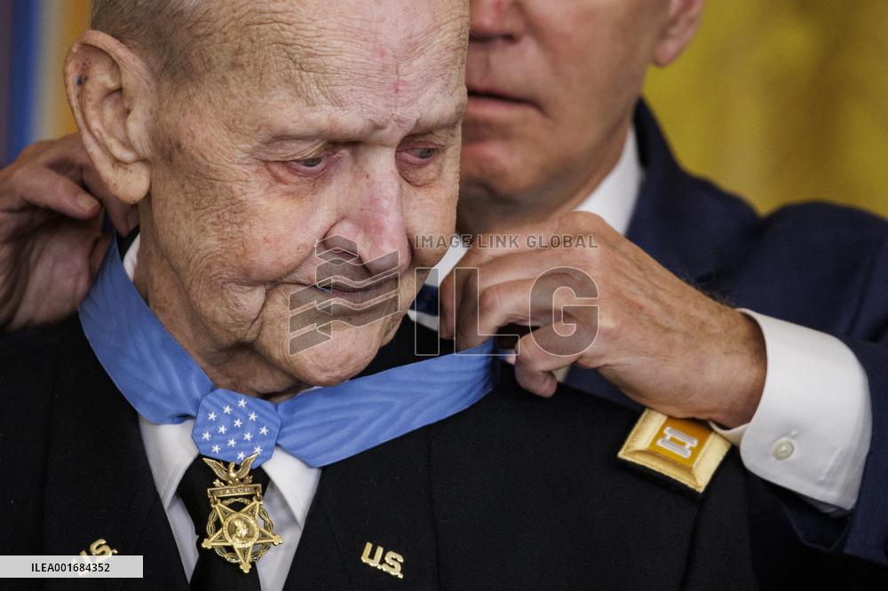 DC: President Biden Awards the Medal of Honor to US Army Captain Larry Taylor