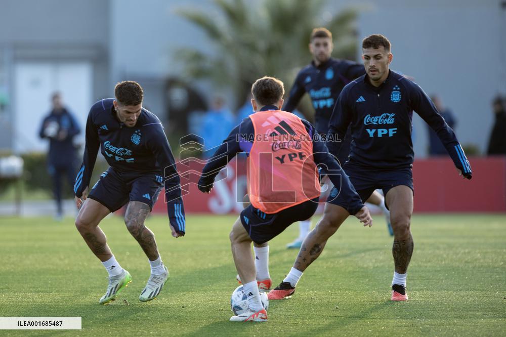 (SP)ARGENTINA-BUENOS AIRES-FOOTBALL-2026 FIFA WORLD CUP QUALIFIERS-ARGENTINA TRAINING