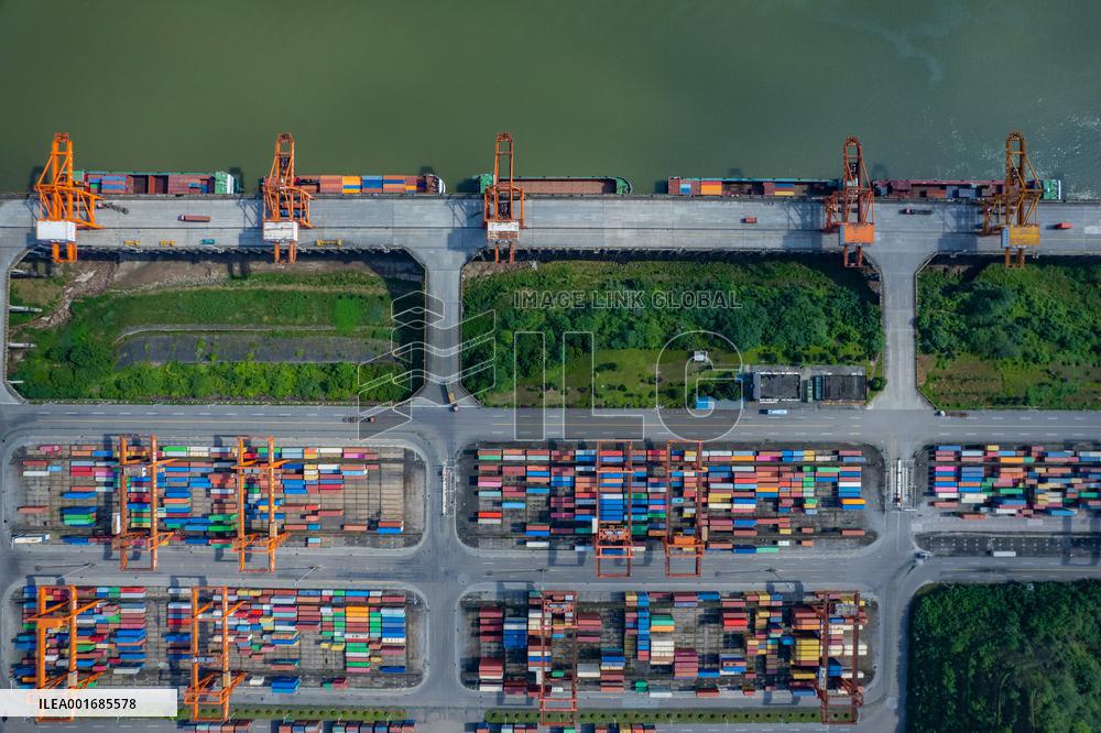 Guoyuan Port Trade Growth in Chongqing