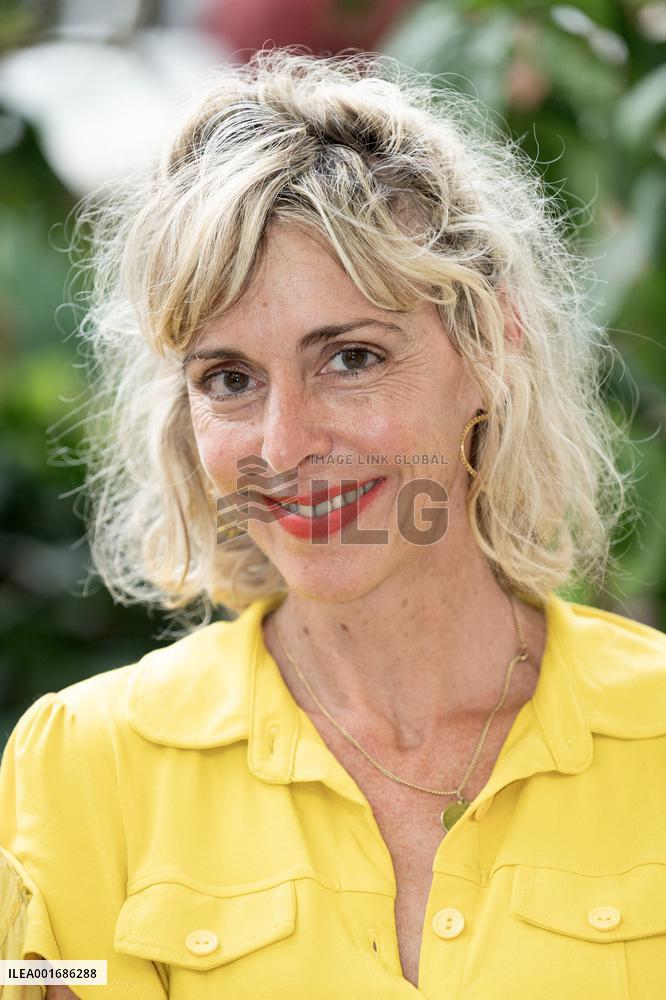 La Rochelle Fiction Festival Nominees 2023 : Cocktail Party-Paris