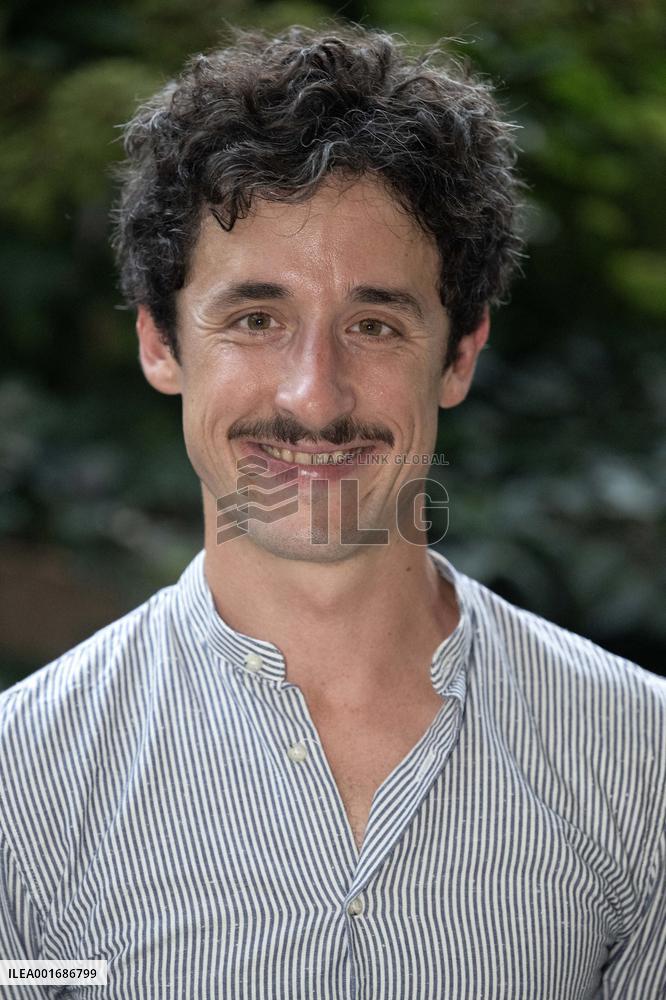 La Rochelle Fiction Festival Nominees 2023 : Cocktail Party-Paris