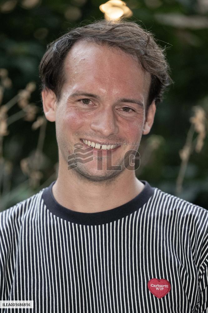 La Rochelle Fiction Festival Nominees 2023 : Cocktail Party-Paris