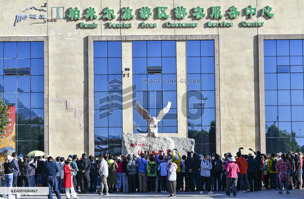 CHINA-XINJIANG-TAXKORGAN-TOURIST SERVICE (CN)