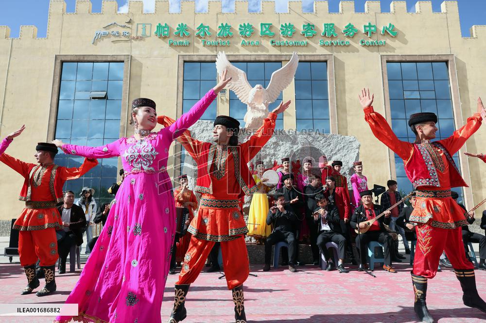 CHINA-XINJIANG-TAXKORGAN-TOURIST SERVICE (CN)