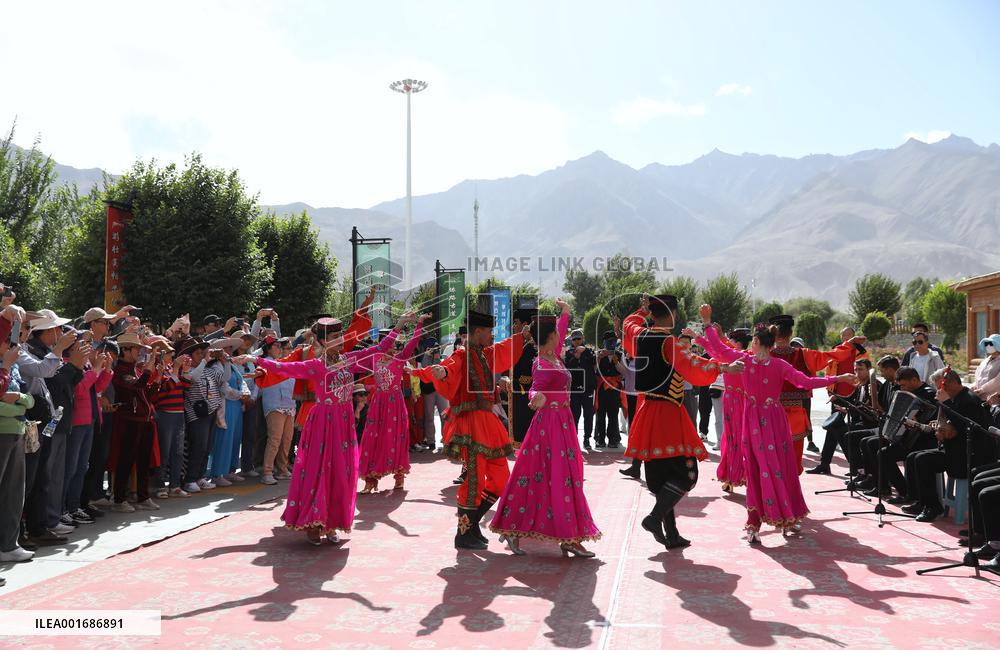 CHINA-XINJIANG-TAXKORGAN-TOURIST SERVICE (CN)