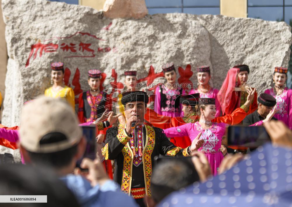 CHINA-XINJIANG-TAXKORGAN-TOURIST SERVICE (CN)