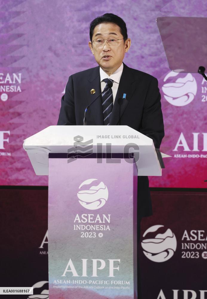 CORRECTED: ASEAN Plus Three meeting in Jakarta