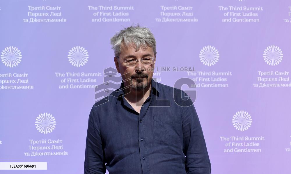 Third Summit of First Ladies and Gentlemen