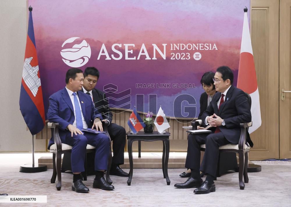 Japan-Cambodia meeting in Jakarta