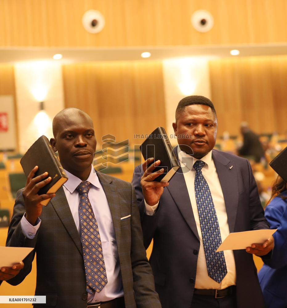 ZIMBABWE-HARARE-PARLIAMENT-NEW MEMBERS-SWEAR-IN