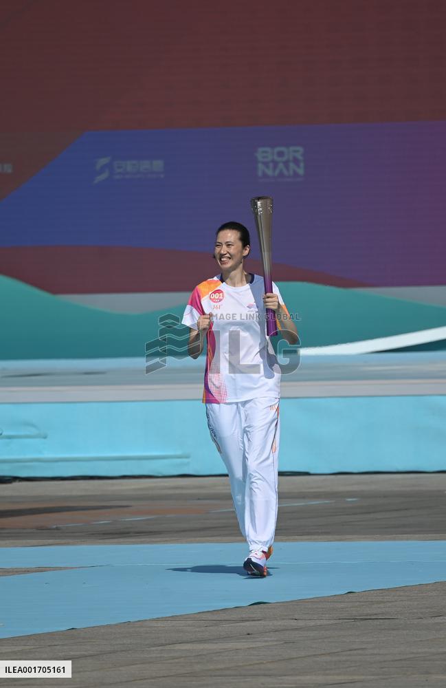 (SP)CHINA-HUZHOU-ASIAN GAMES-TORCH RELAY (CN)