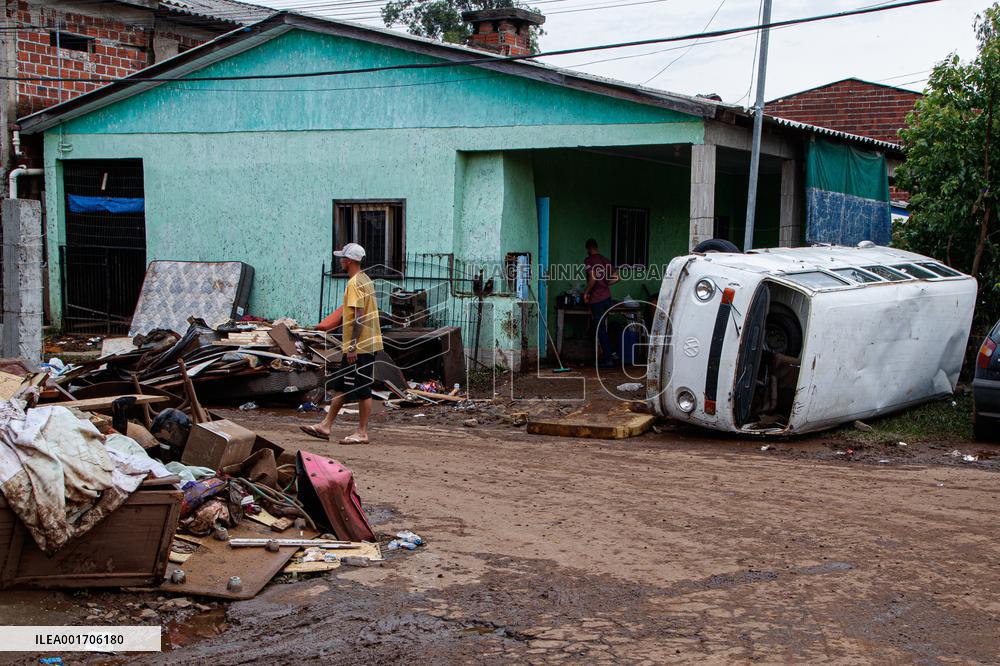BRAZIL-RIO GRANDE DO SUL-ESTRELA-FLOOD-AFTERMATH