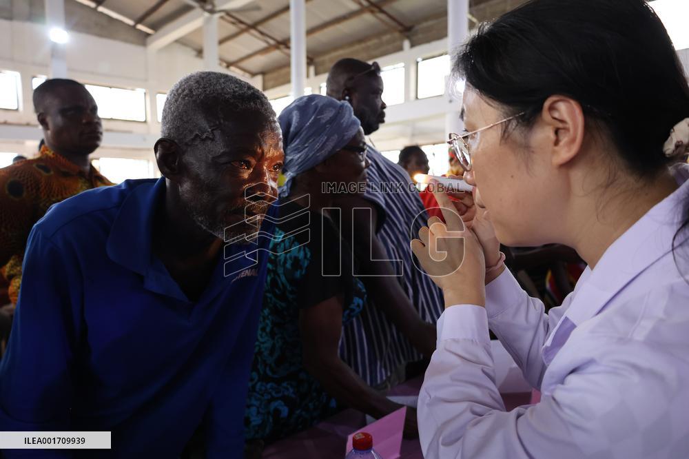 GHANA-EASTERN REGION-CHINESE MEDICAL TEAM-FREE CLINICAL SERVICE