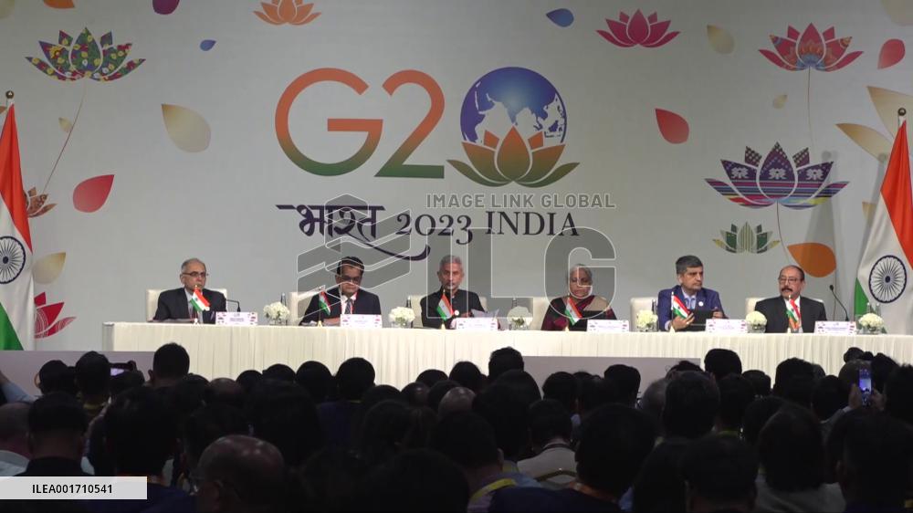 G20 leaders vow commitment to growth, development goals