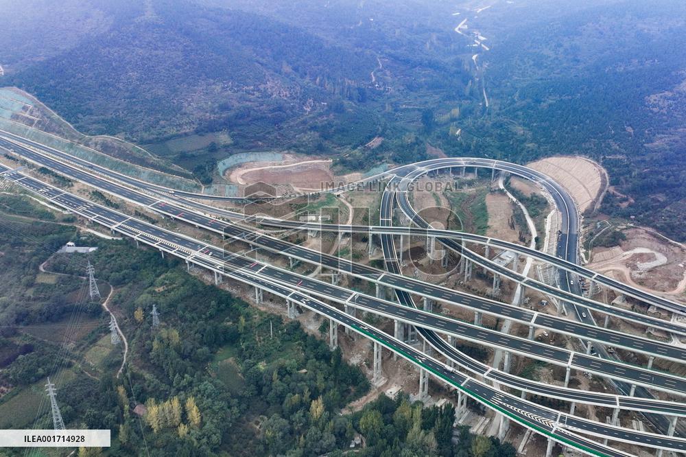 The First Zero-carbon Expressway Jinan-Weifang Under Construction in China