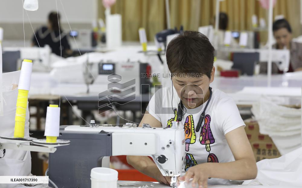 China Manufacturing Industry Down Bedding Products