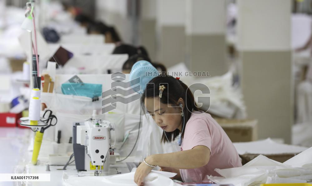 China Manufacturing Industry Down Bedding Products