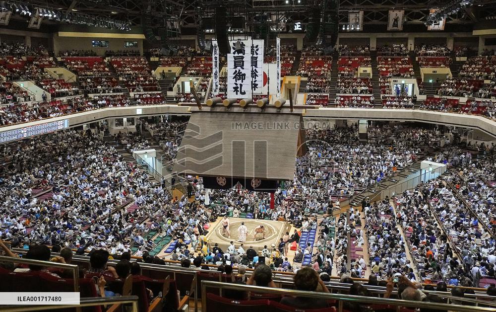 Autumn Grand Sumo Tournament
