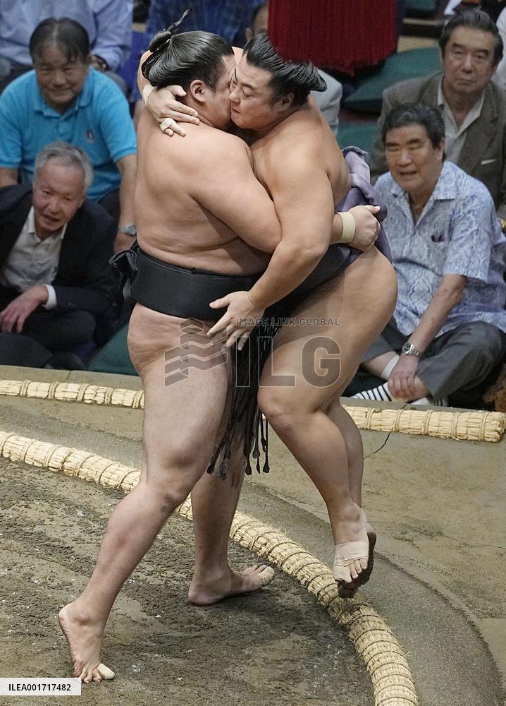 Autumn Grand Sumo Tournament