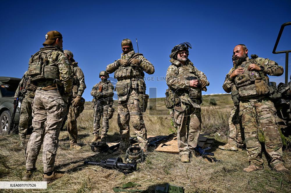 Platoon training of 3rd Assault Brigade