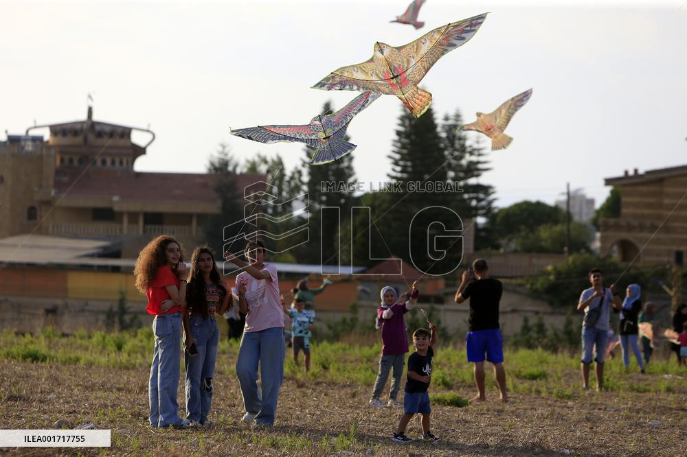 LEBANON-ZRARIEH-KITE FESTIVAL