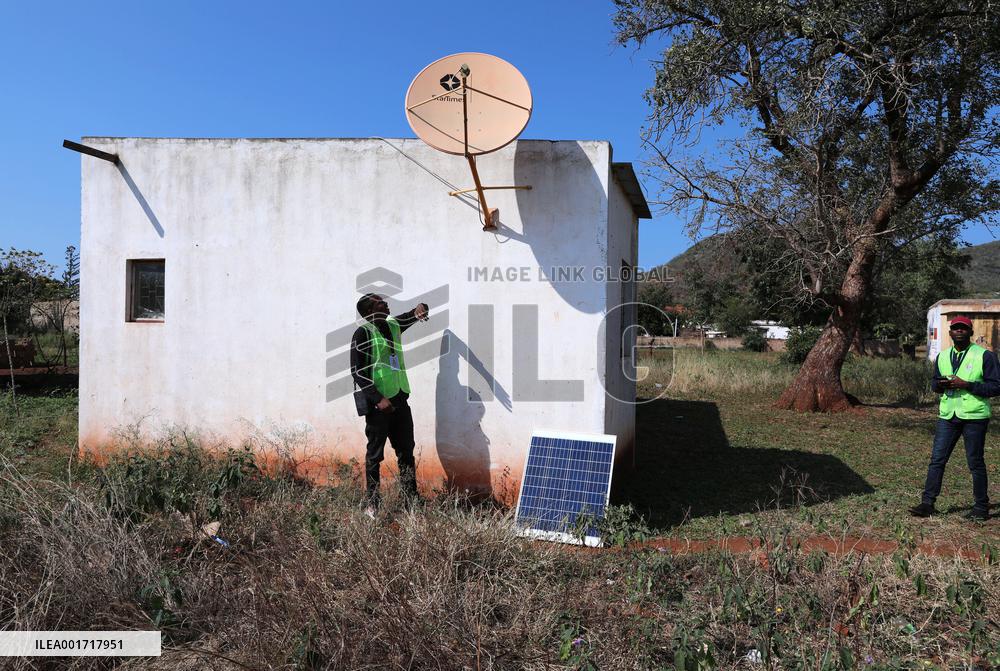 MOZAMBIQUE-MAPUTO-CHINA-STARTIMES-SATELLITE TELEVISION SIGNAL-PROJECT STAFF