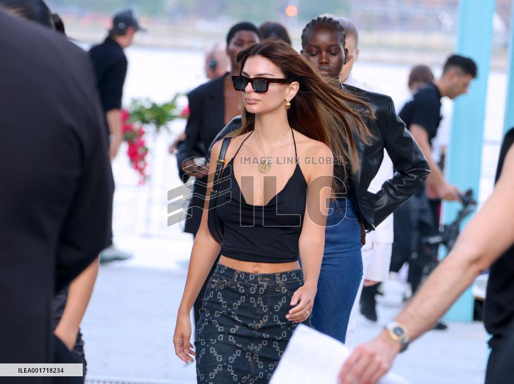 NYFW - Celebs At The Michael Kors Show