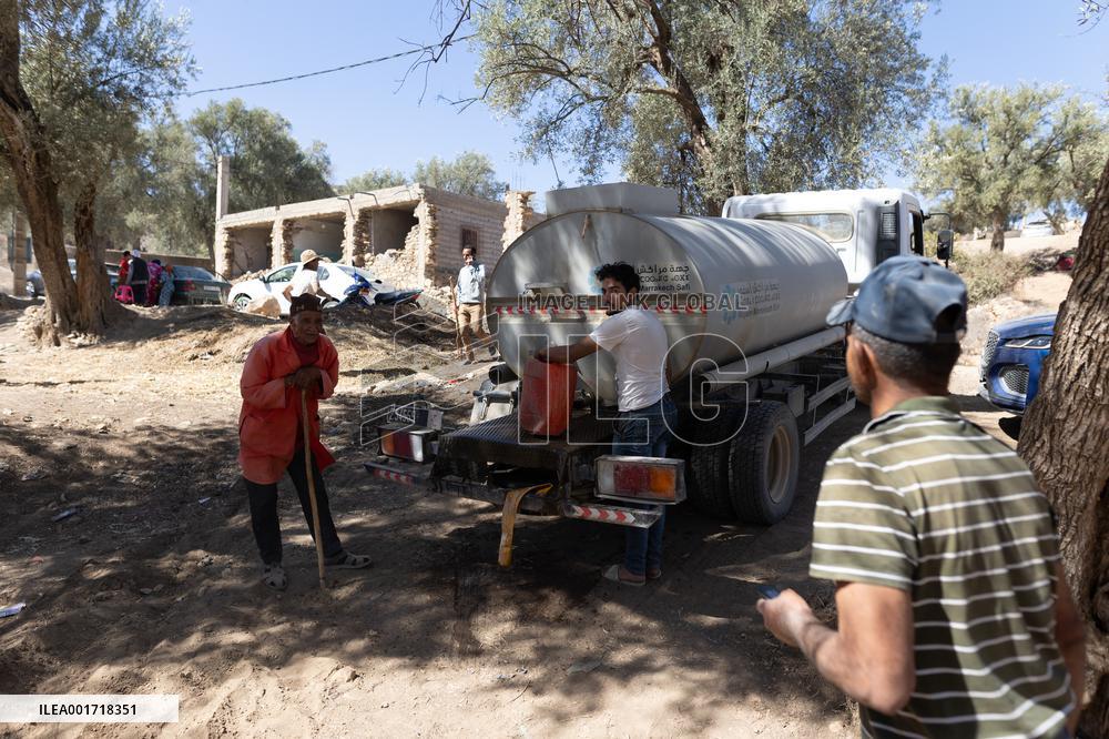 Organisation in the mountain village after the earthquake - Tafeghaghte