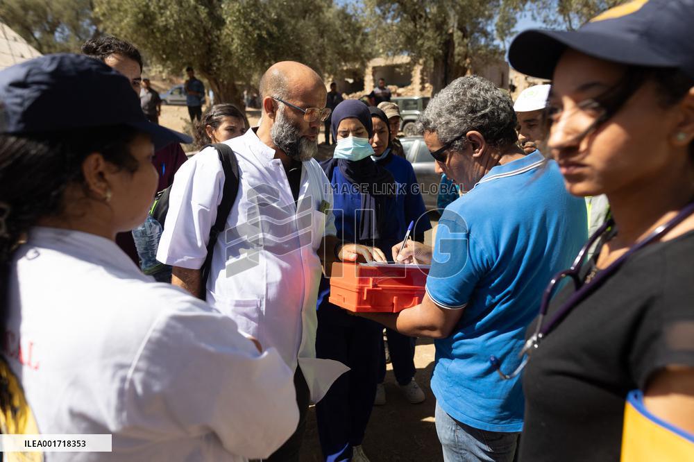 Organisation in the mountain village after the earthquake - Tafeghaghte