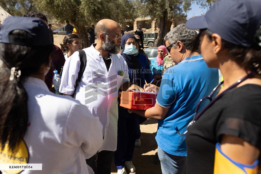 Organisation in the mountain village after the earthquake - Tafeghaghte