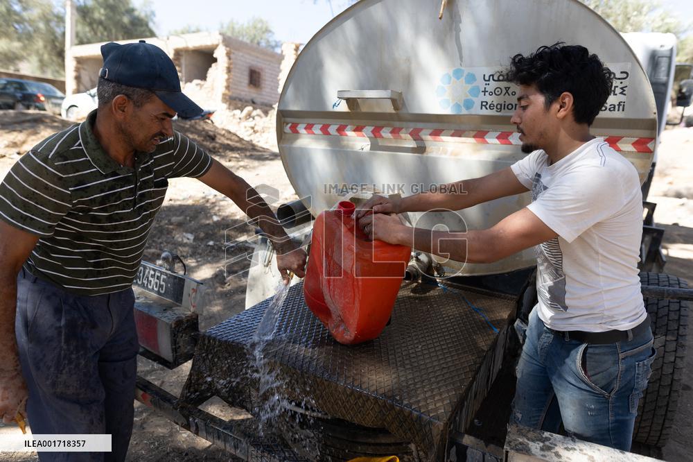 Organisation in the mountain village after the earthquake - Tafeghaghte
