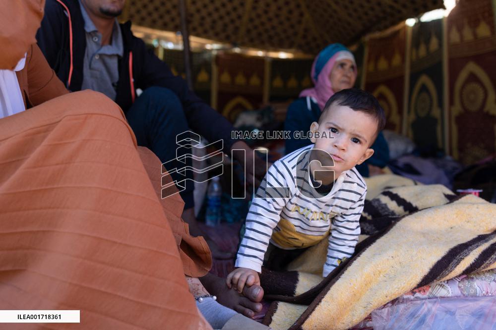 Organisation in the mountain village after the earthquake - Tafeghaghte