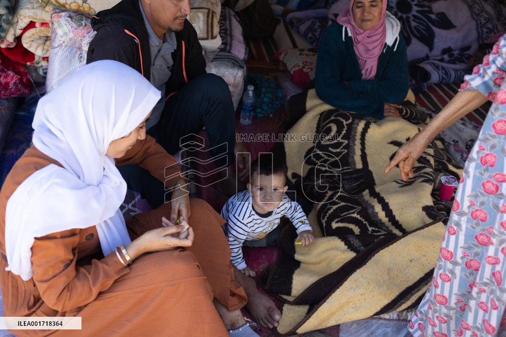 Organisation in the mountain village after the earthquake - Tafeghaghte